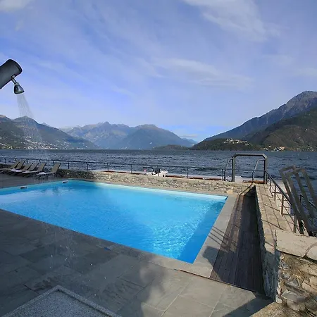 アパート Sleeps 2 Pool ムッソ